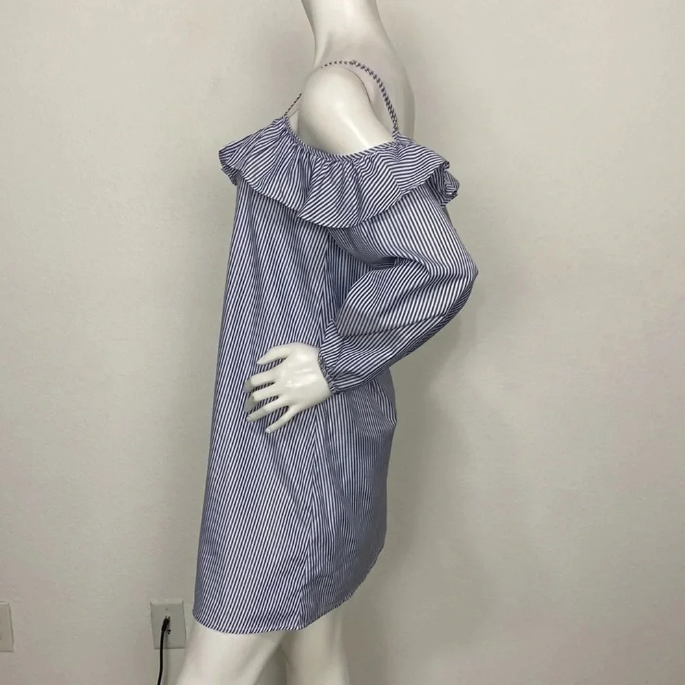 Cooperative urban outfitters
